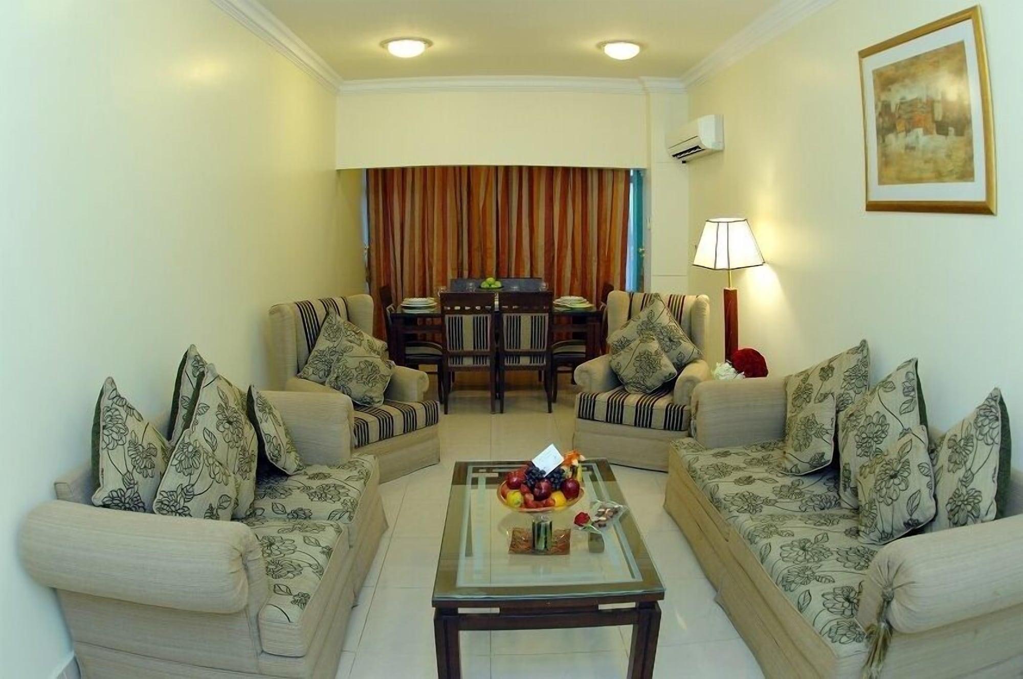Al Muntazah Plaza Hotel Doha Bagian luar foto