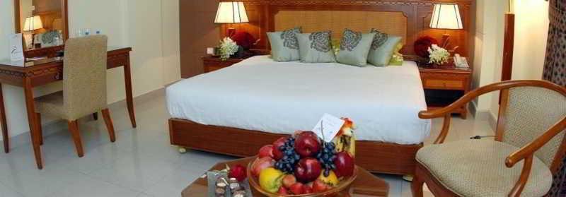 Al Muntazah Plaza Hotel Doha Bagian luar foto
