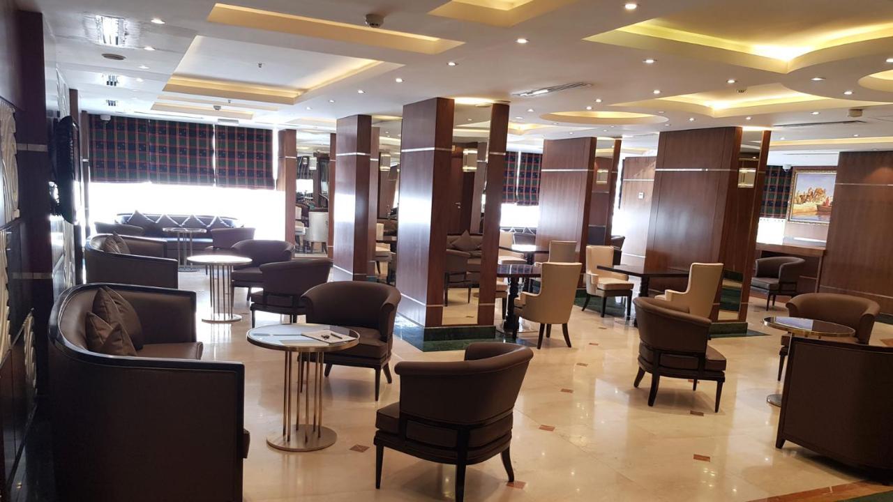 Al Muntazah Plaza Hotel Doha Bagian luar foto